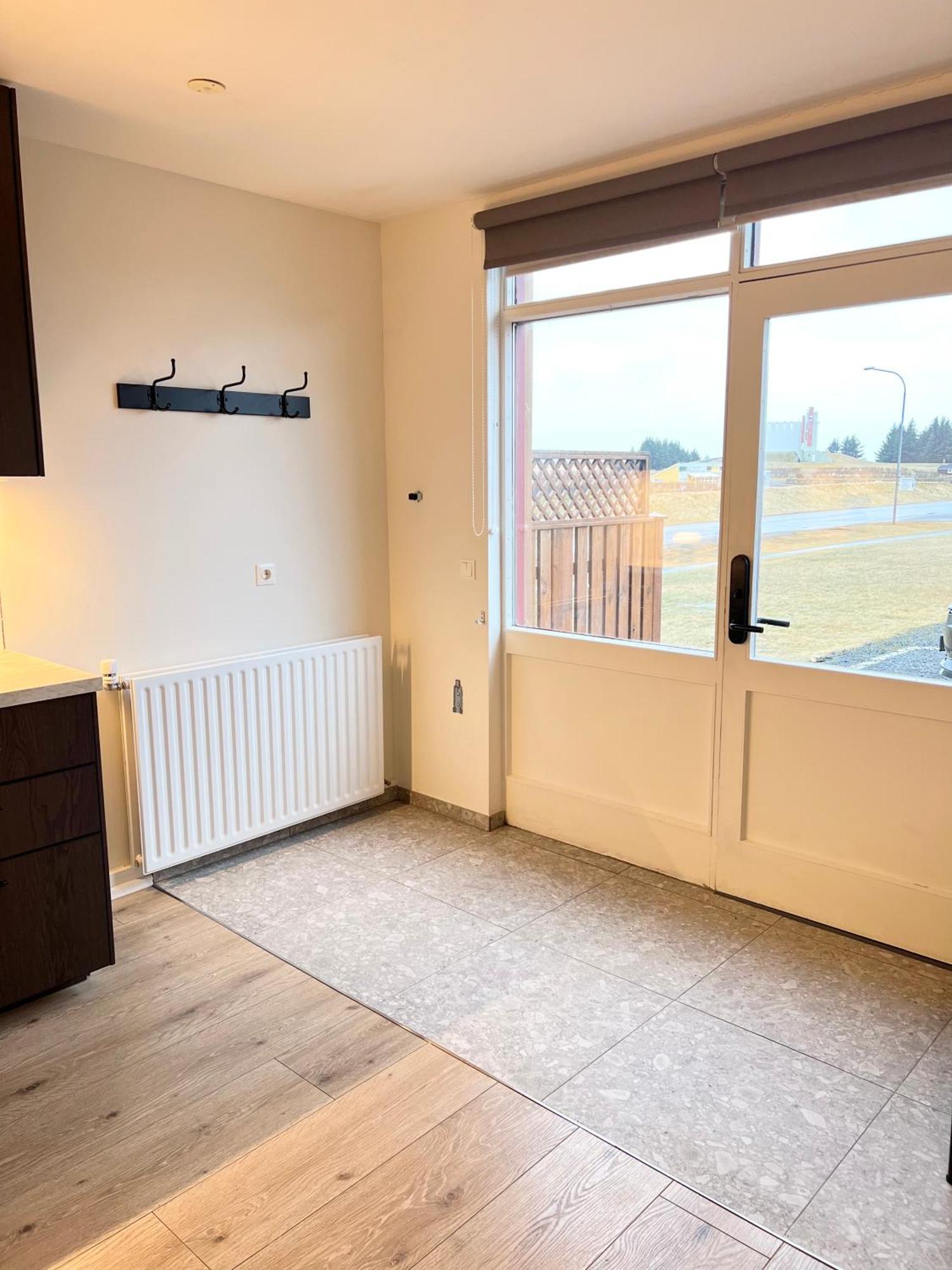 Lonith Apartments Hofn Luaran gambar